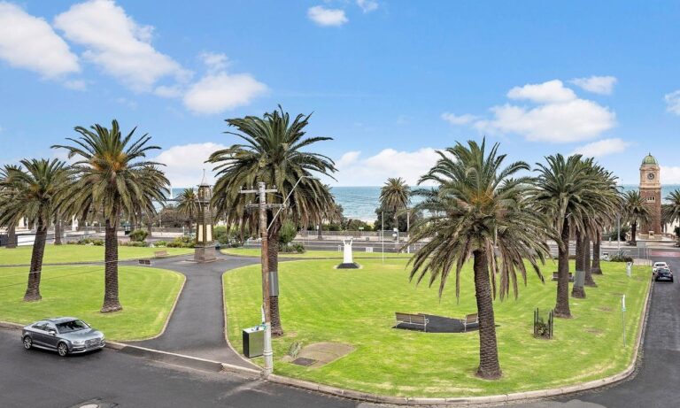 Alfred Square - Australia